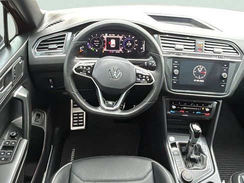 Used 2024 Volkswagen Tiguan SEL R-Line image 14