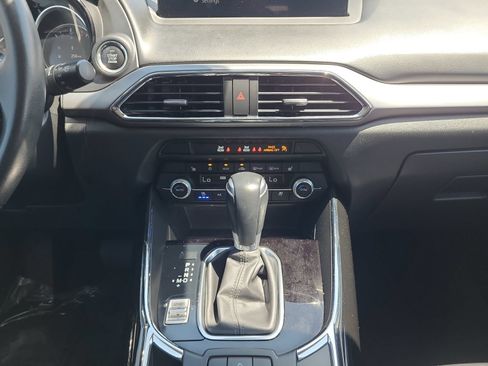Used 2022 MAZDA CX-9 Touring Plus AWD/4WD image 11