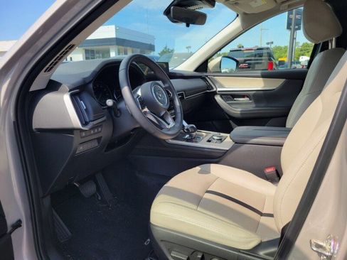Used 2025 MAZDA CX-90 3.3 Turbo w/ Preferred Package AWD/4WD image 9