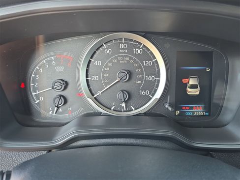 Used 2021 Toyota Corolla LE image 22