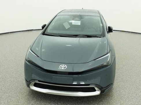 New 2026 Toyota Prius Plug-In Hybrid FWD image 2