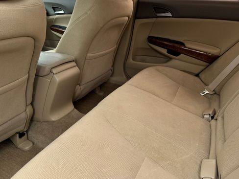 Used 2009 Honda Accord EX image 20