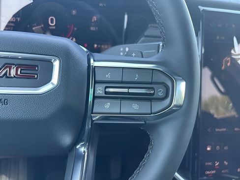 New 2026 GMC Acadia Elevation FWD image 16