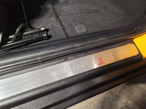 Used 2015 MINI Cooper S image 47