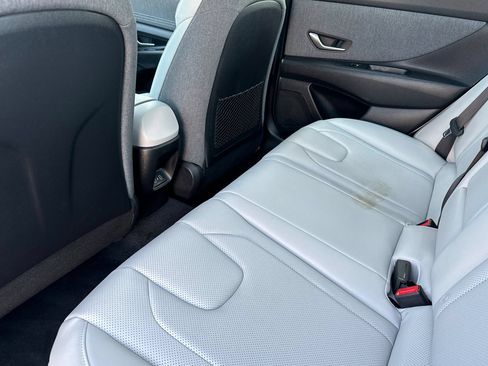 Used 2025 Hyundai Elantra Limited FWD image 15