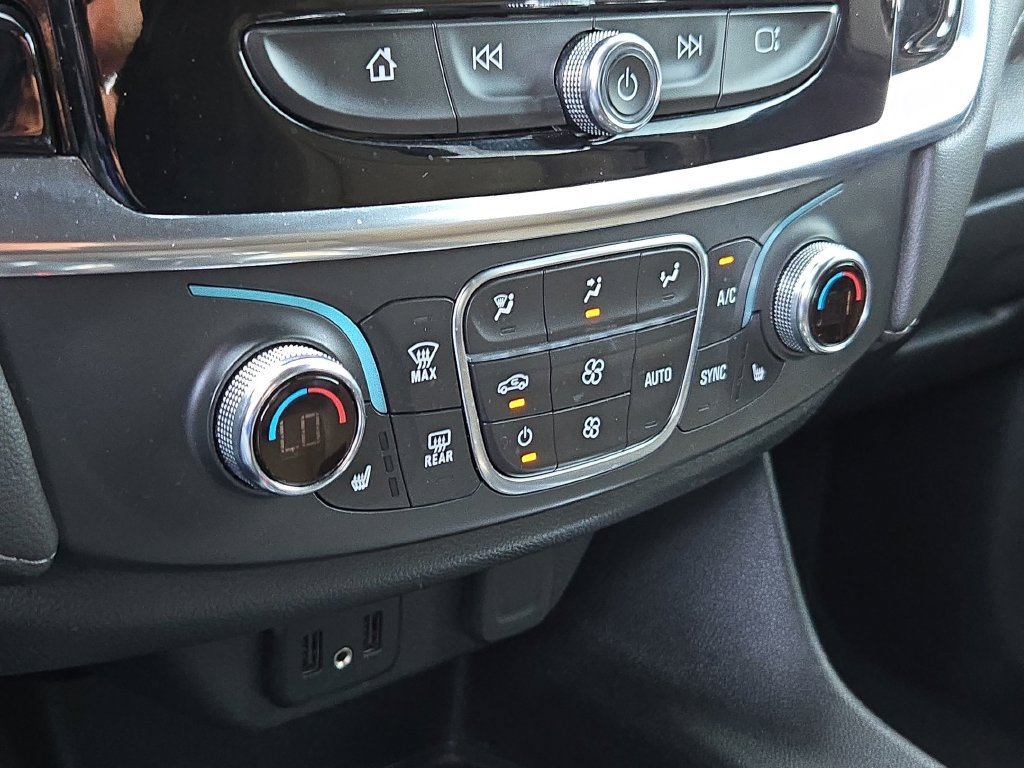 Used 2023 Chevrolet Traverse LT AWD/4WD image 18