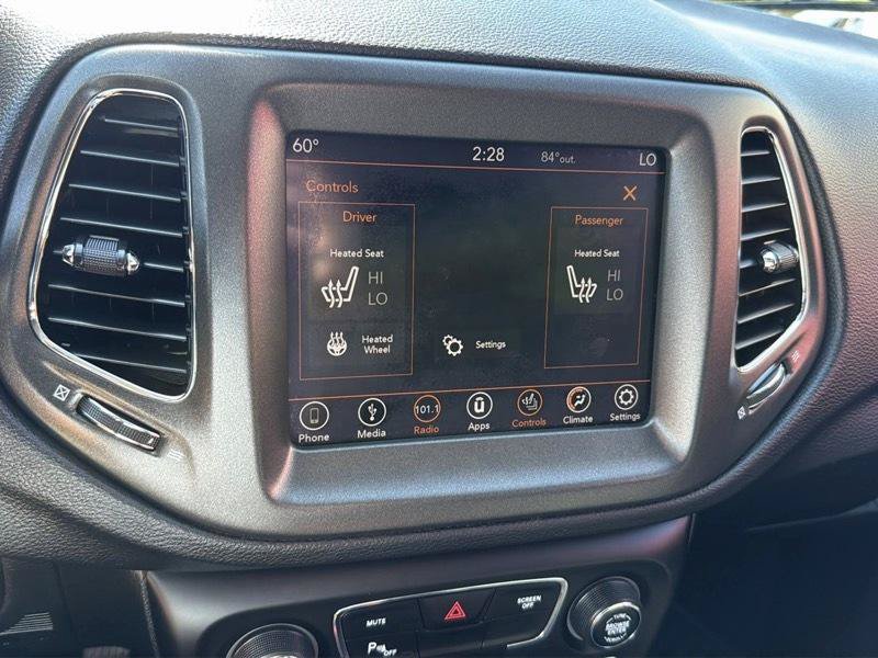 Used 2019 Jeep Compass Trailhawk w/ Cold Weather Group AWD/4WD image 21