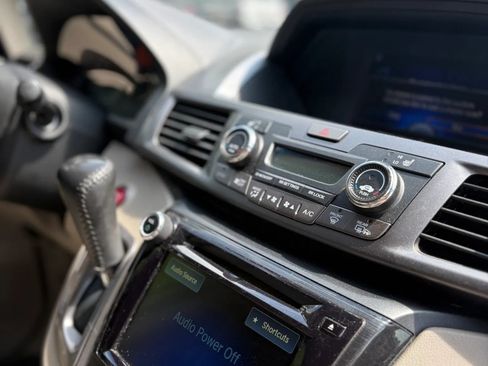 Used 2014 Honda Odyssey Touring image 33