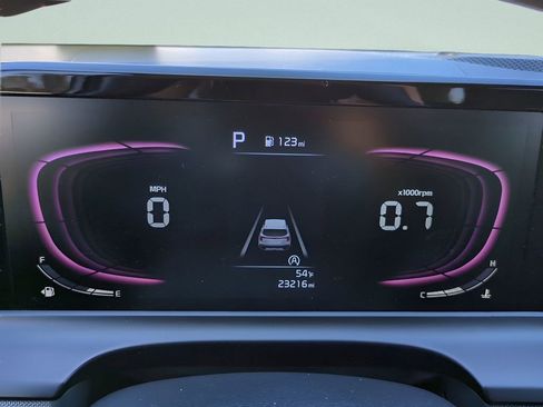 Used 2024 Kia Seltos LX image 25