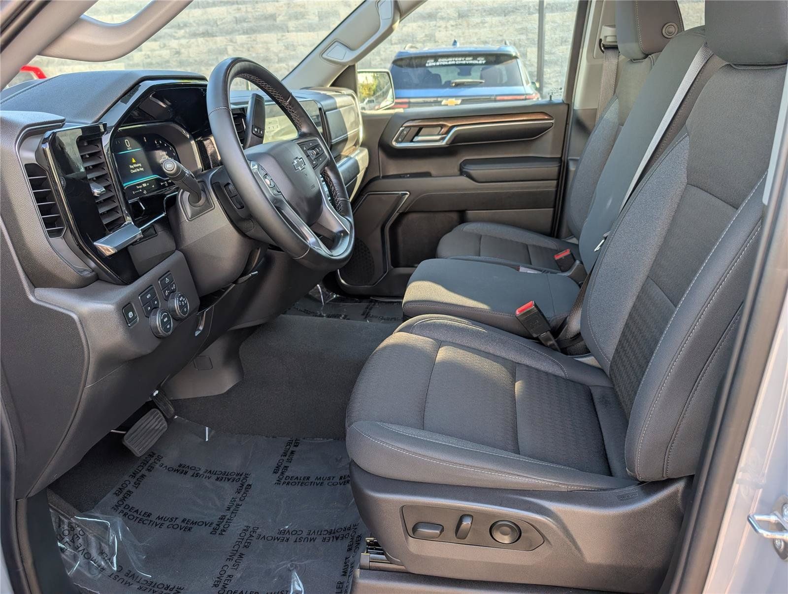 Used 2024 Chevrolet Silverado 1500 RST AWD/4WD image 16