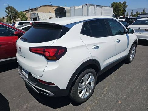 Used 2025 Buick Encore GX Preferred FWD image 3