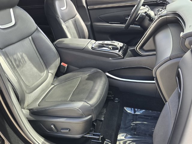 Used 2023 Hyundai Tucson Limited FWD image 16