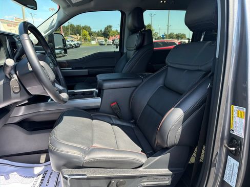 Used 2024 Ford F350 Lariat w/ Lariat Ultimate Package AWD/4WD image 3