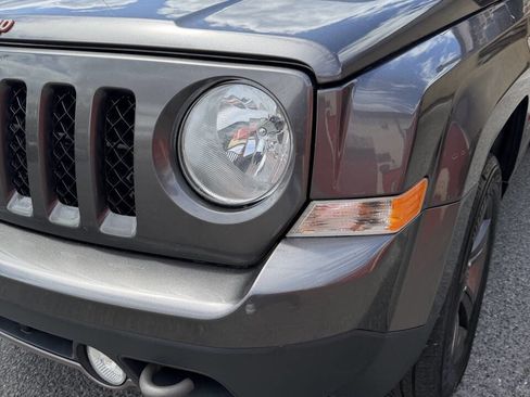 Used 2016 Jeep Patriot 75th Anniversary w/ Power Value Group AWD/4WD image 9