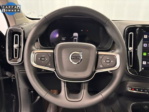 Certified 2025 Volvo XC40 B5 Plus image 13