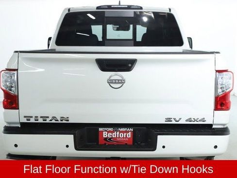 Used 2024 Nissan Titan SV w/ SV Convenience Package image 43