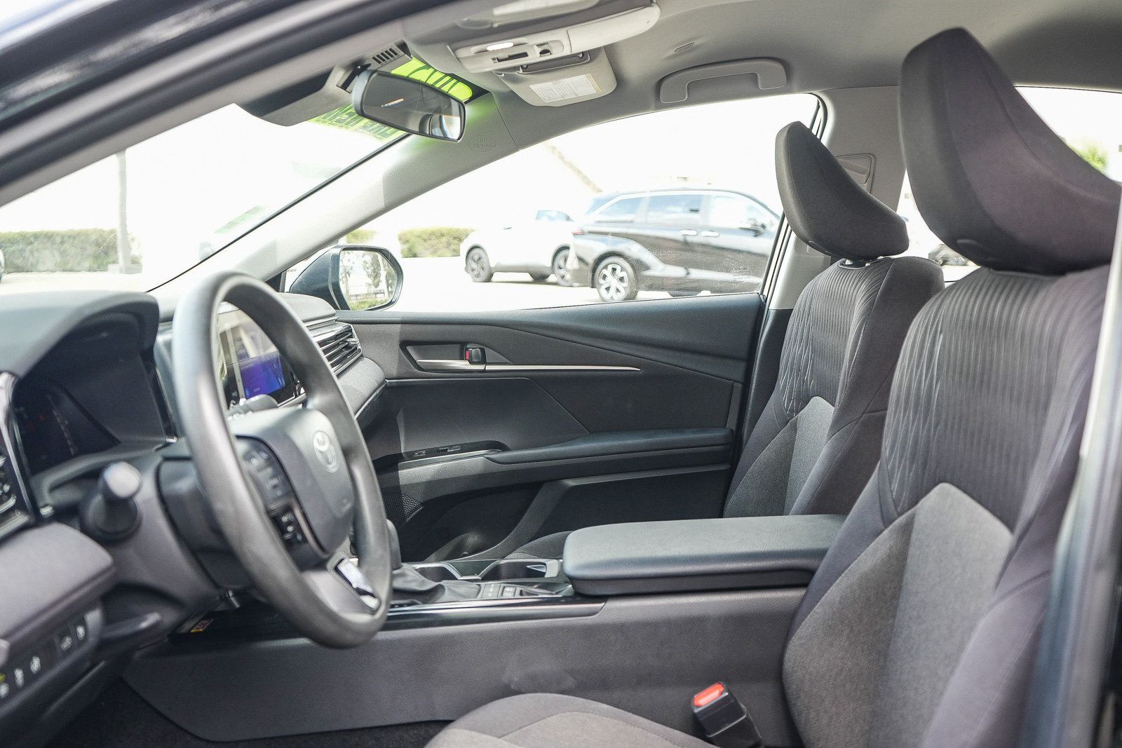 Used 2025 Toyota Camry LE FWD image 17