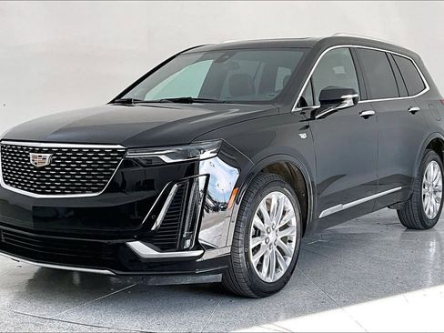 Used 2024 Cadillac XT6 Premium Luxury w/ LPO, Floor Liner Package image 16
