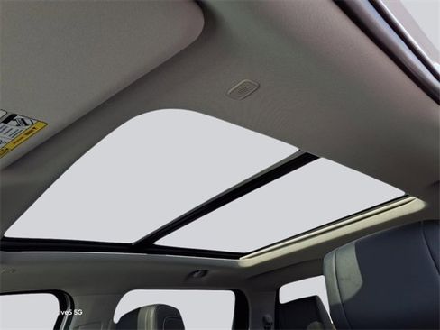 Used 2023 Toyota Tundra Limited image 19