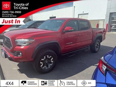 Used 2019 Toyota Tacoma TRD Off-Road AWD/4WD image 1