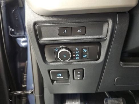 Used 2022 Ford Expedition XLT AWD/4WD image 17