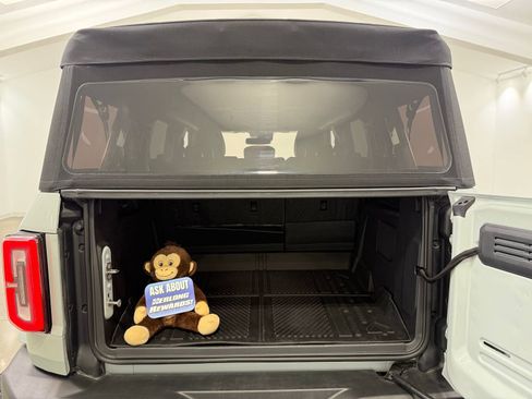Used 2024 Ford Bronco Outer Banks image 9