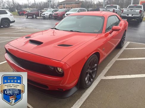 Certified 2022 Dodge Challenger R/T Scat Pack image 1