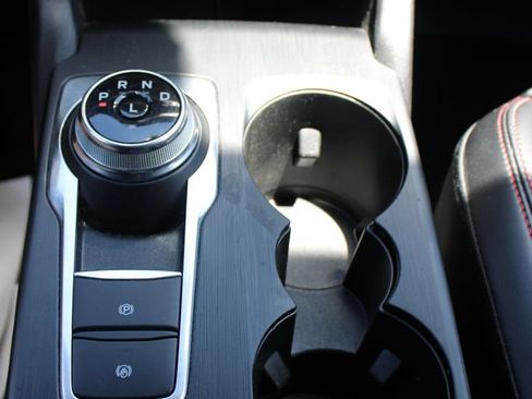 Used 2025 Ford Escape ST-Line FWD image 27