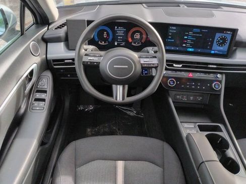 Used 2025 Hyundai Sonata SEL FWD image 14