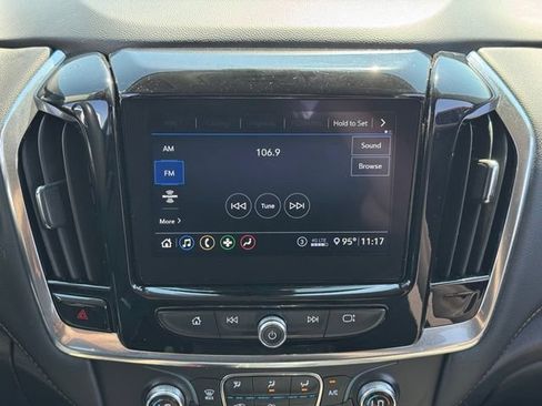 Used 2021 Chevrolet Traverse LT w/ LPO, Cargo Package AWD/4WD image 3