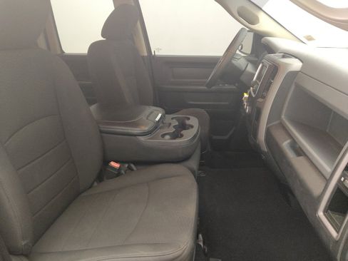 Used 2018 RAM 1500 Express image 21