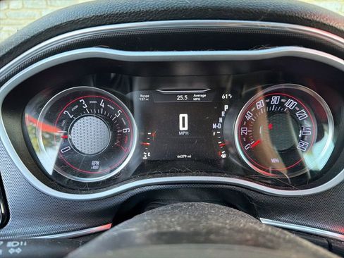 Used 2017 Dodge Challenger GT w/ Technology Group AWD/4WD image 9