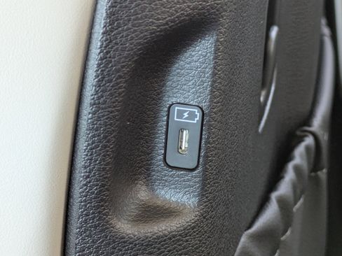 New 2025 Kia Telluride S image 20