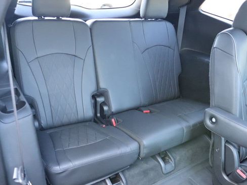 Used 2023 Buick Enclave Avenir w/ Avenir Technology Package AWD/4WD image 32