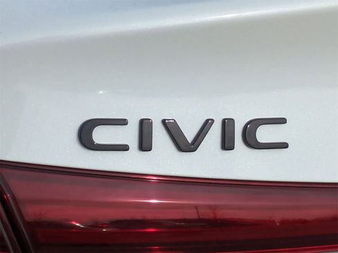 New 2026 Honda Civic Sport image 17