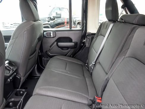 Used 2023 Jeep Wrangler Unlimited w/ Cold Weather Group AWD/4WD image 13