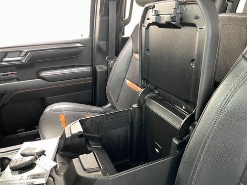 Certified 2022 GMC Sierra 1500 AT4 w/ AT4 Premium Package image 37