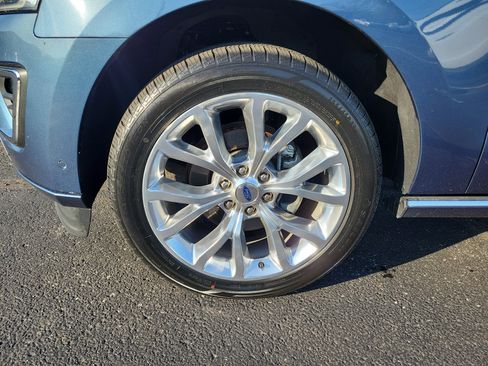 Used 2018 Ford Expedition Platinum image 7