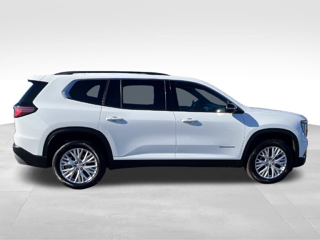 Used 2026 GMC Acadia Elevation w/ Elevation Premium Package FWD image 6