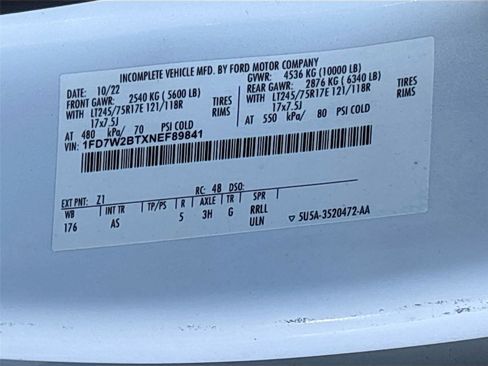 Used 2022 Ford F250 XL w/ Power Equipment Group image 29
