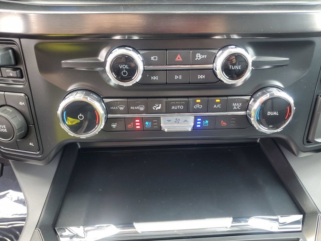 New 2026 Ford F350 Lariat w/ Lariat Ultimate Package AWD/4WD image 41