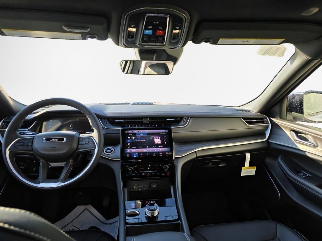 New 2025 Jeep Grand Cherokee Limited 4xe AWD/4WD image 40