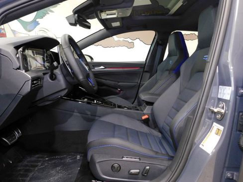 Used 2026 Volkswagen Golf AWD/4WD image 28