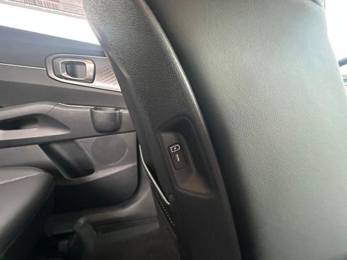 New 2026 Kia Sorento S image 16