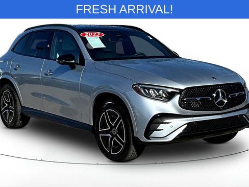 Used 2023 Mercedes-Benz GLC 300 4MATIC image 1
