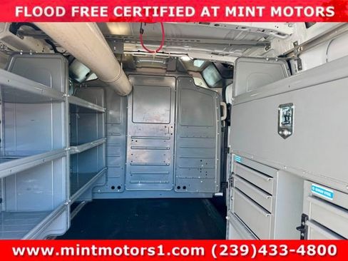 Used 2023 Ford Transit 250 Low Roof AWD image 19