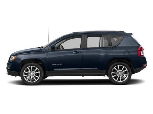 Used 2017 Jeep Compass Sport w/ Power Value Group FWD image 2