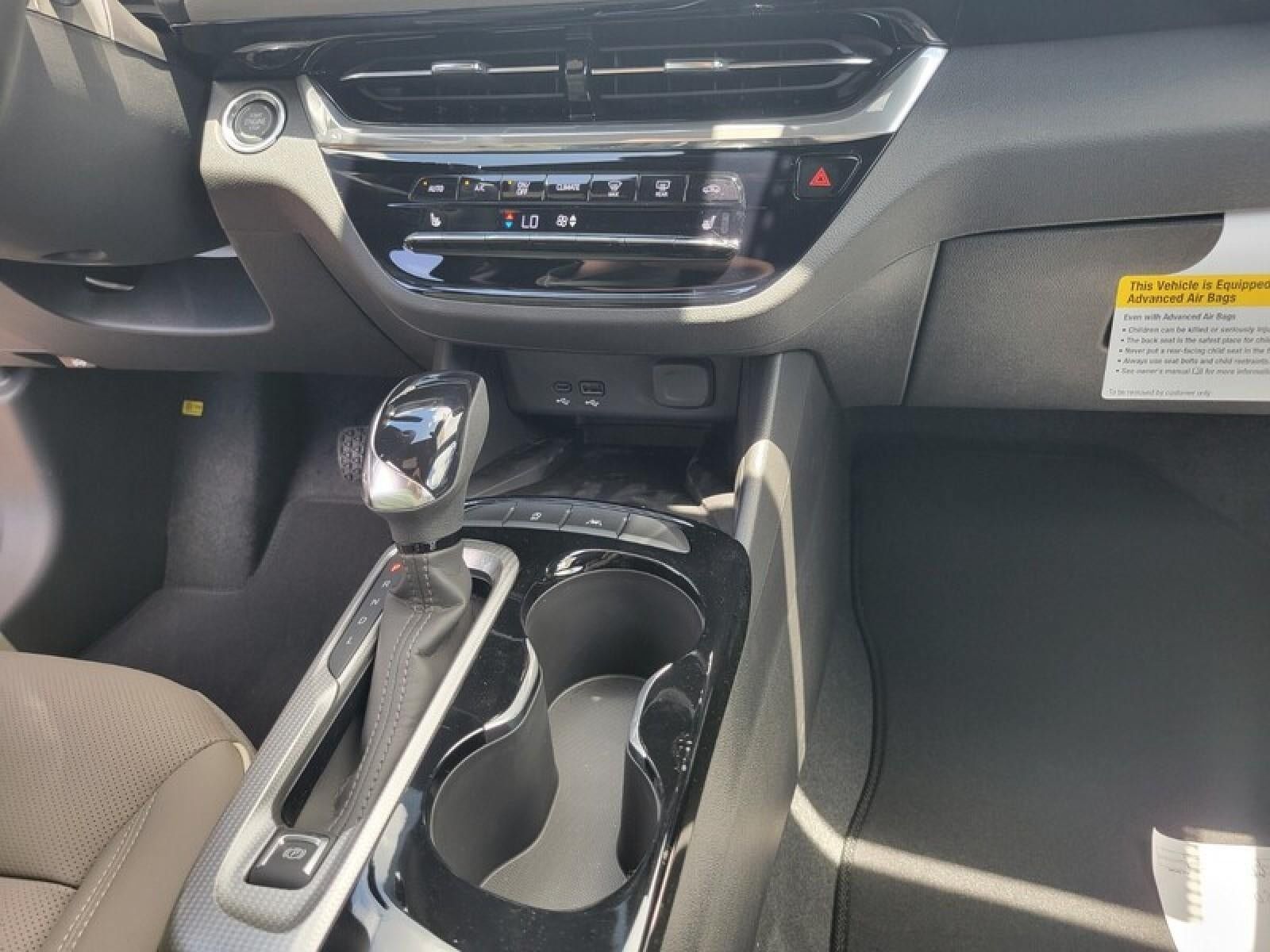 New 2026 Buick Envista Sport Touring FWD image 19