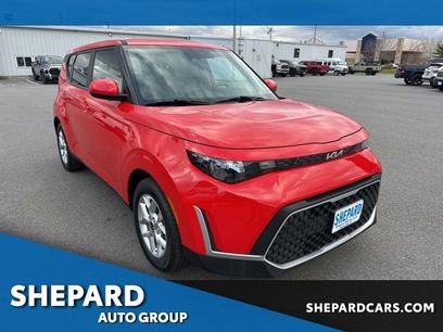 Used 2024 Kia Soul LX w/ Option Group 015