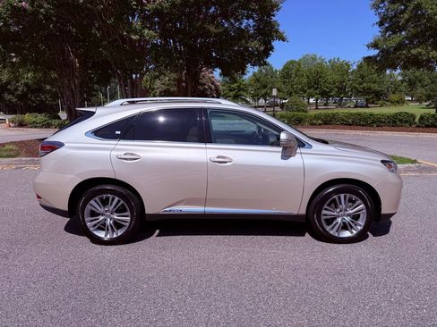 Used 2015 Lexus RX 450h AWD image 15